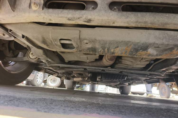 Used Buick Enclave 2014 3.6L Two-Wheel Drive Elite Comfort Version Chassis Front
