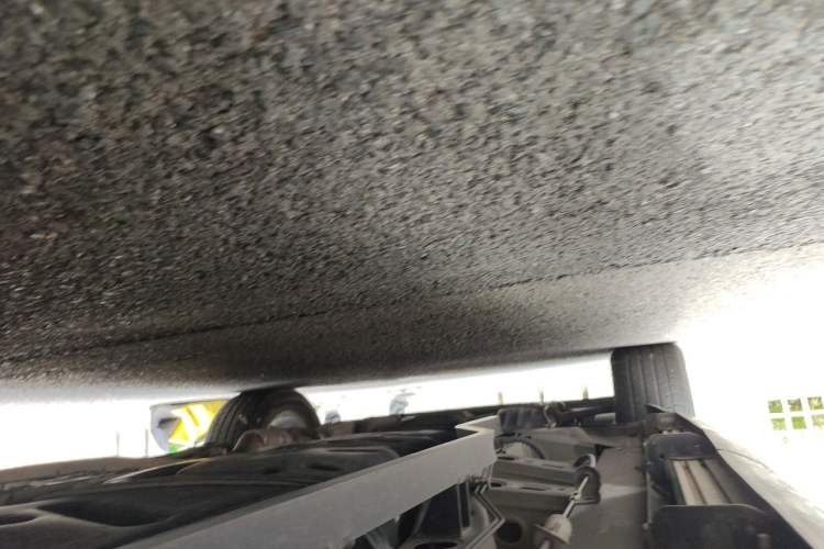 Used Buick Enclave 2014 3.6L Two-Wheel Drive Elite Comfort Version Chassis Front