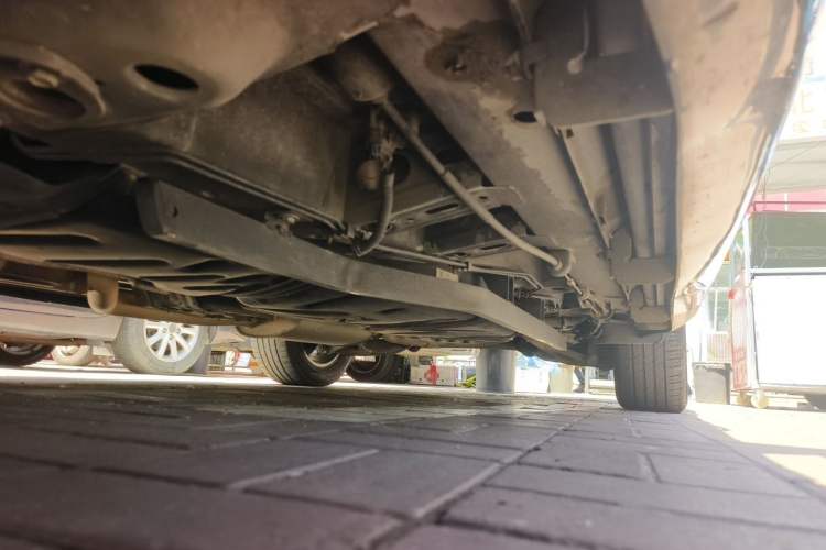 Used Buick Enclave 2014 3.6L Two-Wheel Drive Elite Comfort Version Chassis Front Left