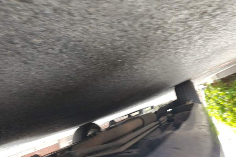 Used Buick Enclave 2014 3.6L Two-Wheel Drive Elite Comfort Version Chassis Front Right