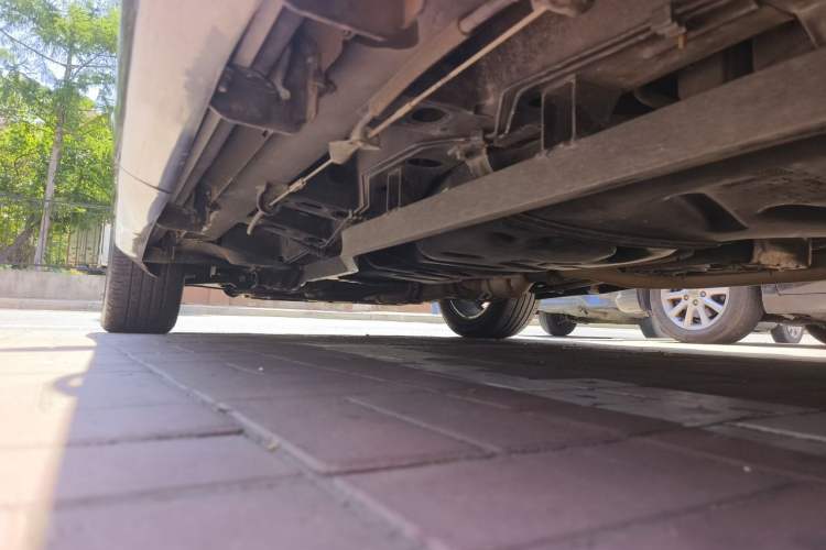 Used Buick Enclave 2014 3.6L Two-Wheel Drive Elite Comfort Version Chassis Rear Left