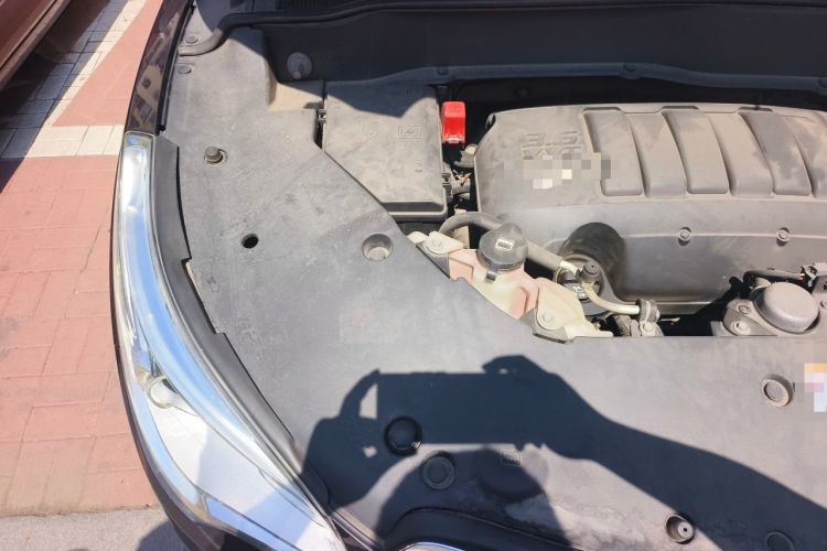 Used Buick Enclave 2014 3.6L Two-Wheel Drive Elite Comfort Version Engine Bay Right