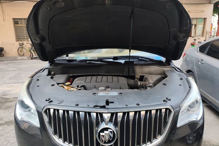 Used Buick Enclave 2014 3.6L Two-Wheel Drive Elite Comfort Version Engine Bay