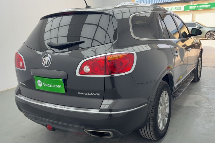 Used Buick Enclave 2014 3.6L Two-Wheel Drive Elite Comfort Version Exterior 4