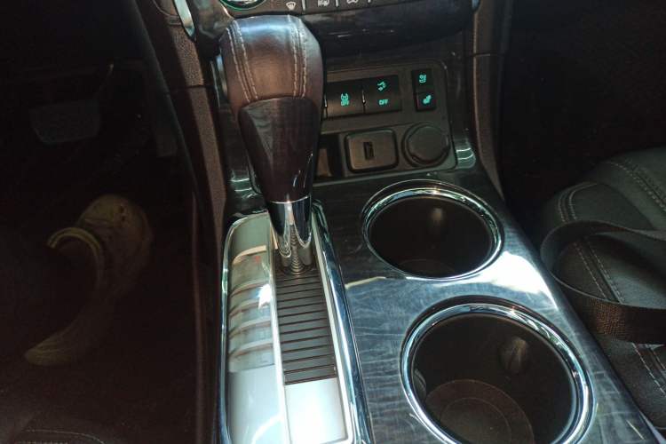 Used Buick Enclave 2014 3.6L Four-Wheel Drive Smart Luxury Flagship Edition Gear Lever