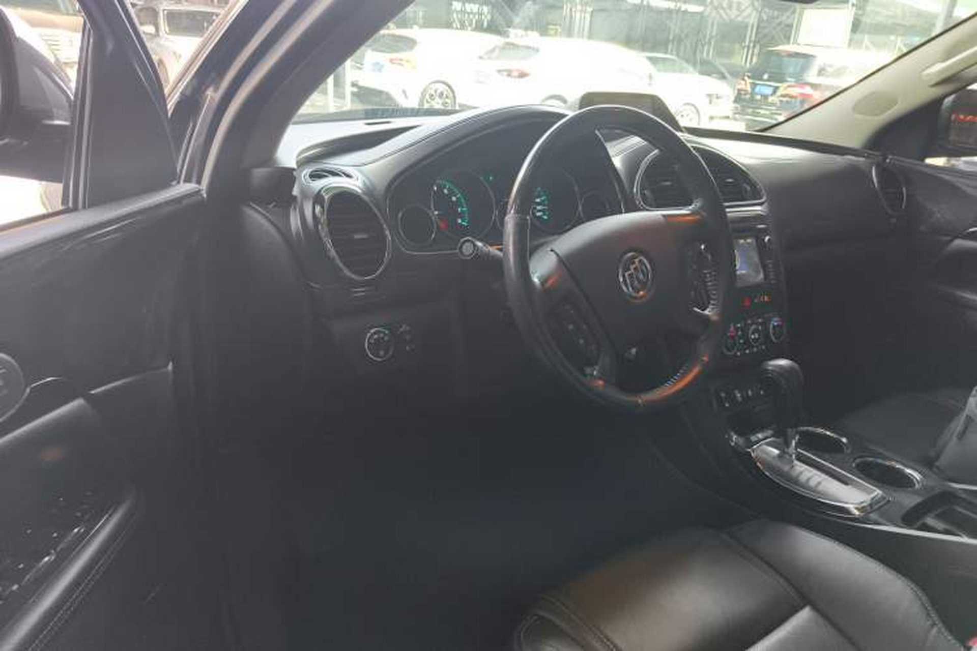 Used Buick Enclave 2014 3.6L Four-Wheel Drive Smart Luxury Flagship Edition Interior 3
