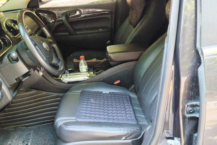 Used Buick Enclave 2014 3.6L Two-Wheel Drive Elite Comfort Version Left Front Seat