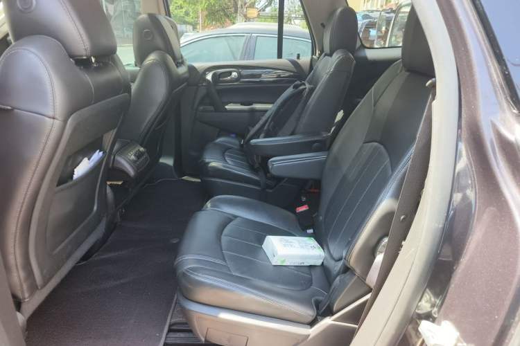Used Buick Enclave 2014 3.6L Two-Wheel Drive Elite Comfort Version Left Rear Seat