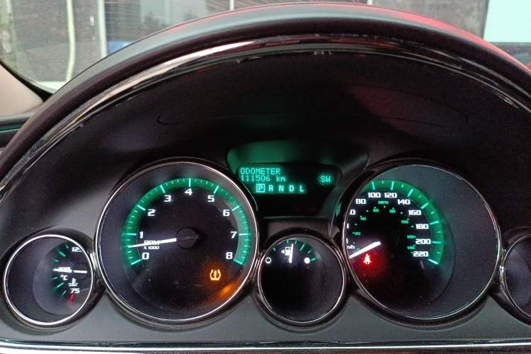 Used Buick Enclave 2014 3.6L Four-Wheel Drive Smart Luxury Flagship Edition Odometer Close Up