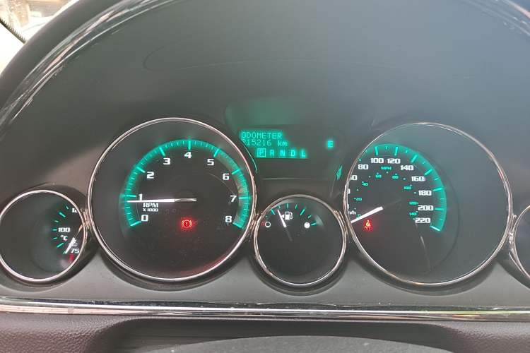 Used Buick Enclave 2014 3.6L Four-Wheel Drive Smart Luxury Flagship Edition Odometer Close Up