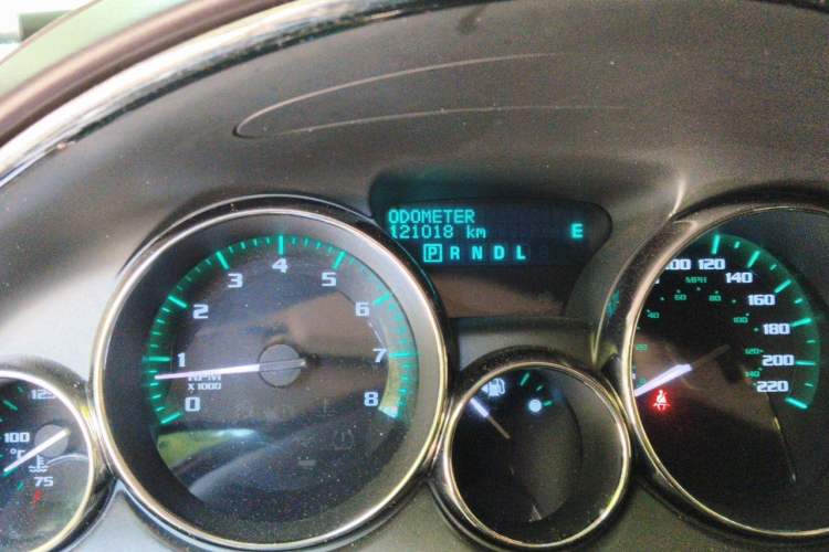Used Buick Enclave 2014 3.6L Two-Wheel Drive Elite Comfort Version Odometer Close Up