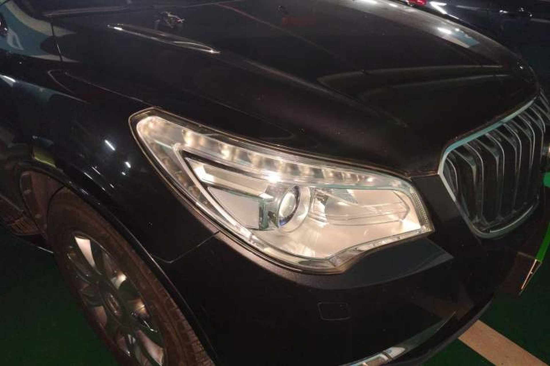 Used Buick Enclave 2014 3.6L Two-Wheel Drive Elite Comfort Version Right Front Headlight