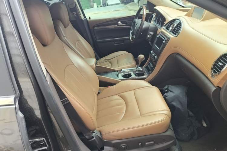 Used Buick Enclave 2014 3.6L Two-Wheel Drive Elite Comfort Version Right Front Seat