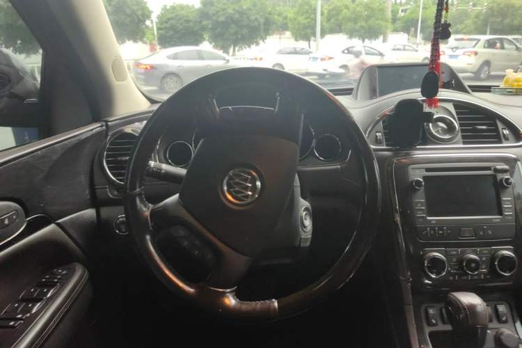 Used Buick Enclave 2014 3.6L Four-Wheel Drive Smart Luxury Flagship Edition Steering Wheel