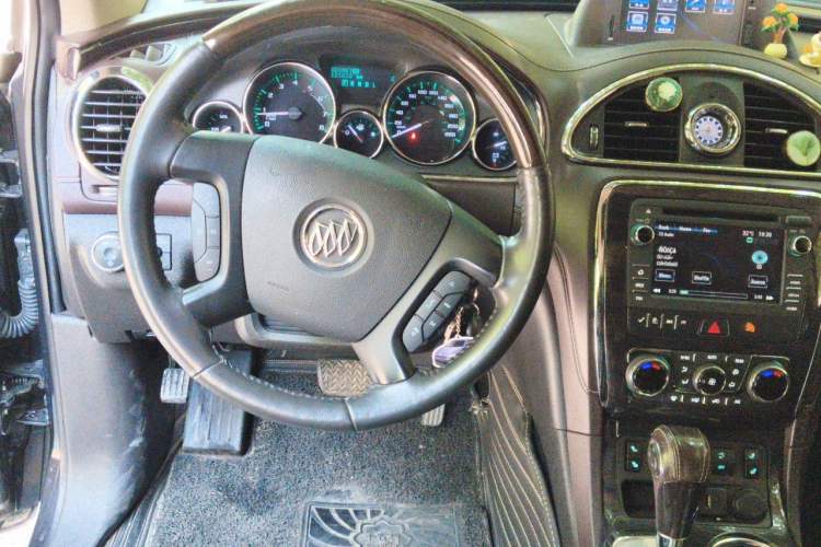 Used Buick Enclave 2014 3.6L Two-Wheel Drive Elite Comfort Version Steering Wheel