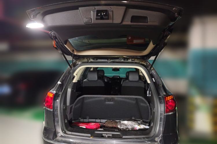 Used Buick Enclave 2014 3.6L Two-Wheel Drive Elite Comfort Version Trunk