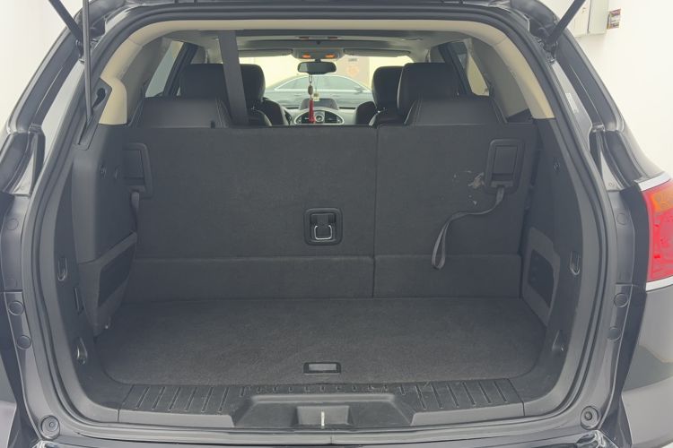 Used Buick Enclave 2014 3.6L Two-Wheel Drive Elite Comfort Version Trunk