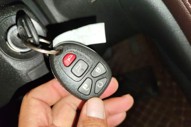 Used Buick Enclave 2014 3.6L Two-Wheel Drive Elite Comfort Version Vehicle Key