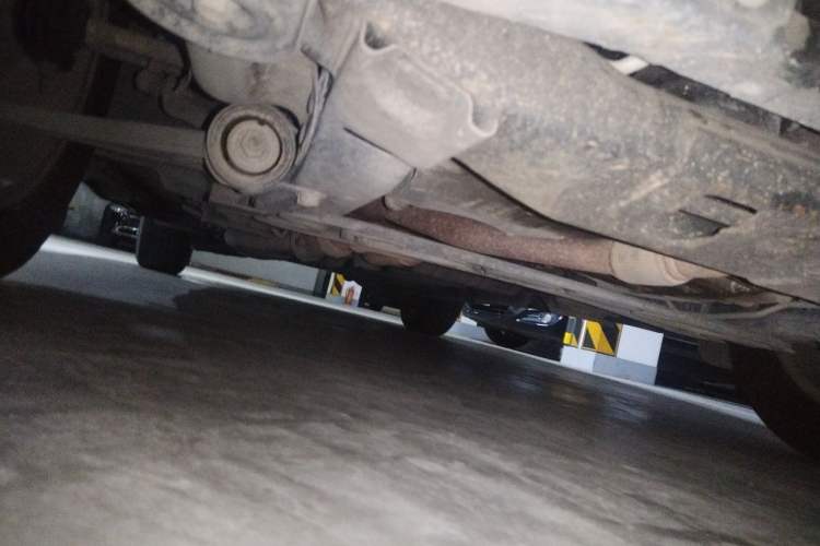 Used Buick Enclave 2014 3.6L Two-Wheel Drive Elite Comfort Version Chassis Front