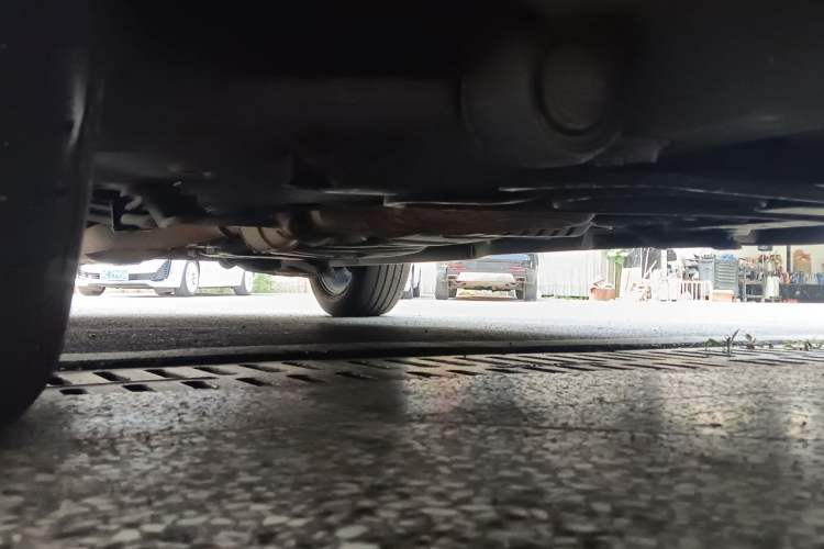 Used Buick Enclave 2014 3.6L Four-Wheel Drive Smart Luxury Flagship Edition Chassis Front Right