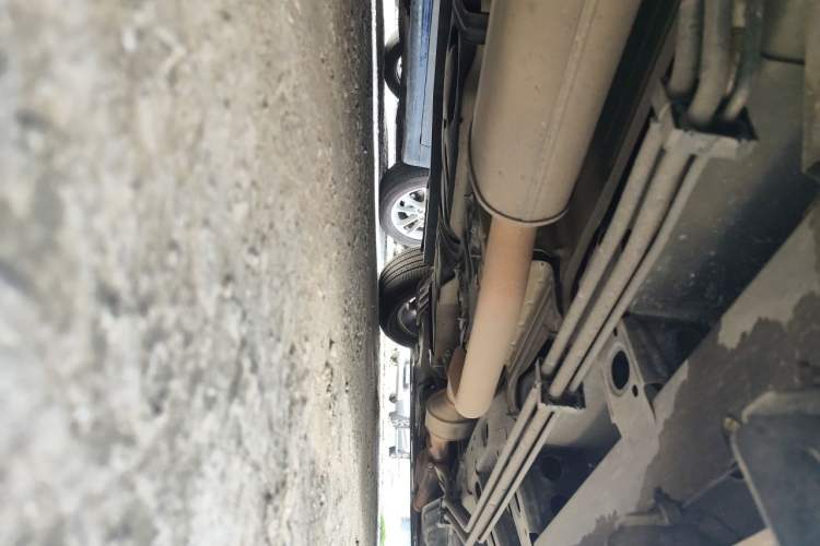 Used Buick Enclave 2014 3.6L Two-Wheel Drive Elite Comfort Version Chassis Rear Right