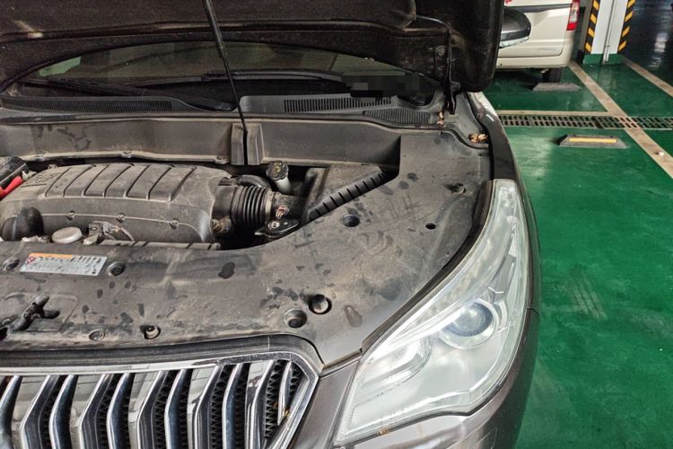 Used Buick Enclave 2014 3.6L Four-Wheel Drive Smart Luxury Flagship Edition Engine Bay Left