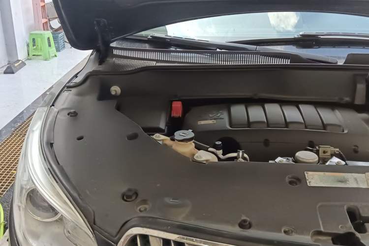 Used Buick Enclave 2014 3.6L Four-Wheel Drive Smart Luxury Flagship Edition Engine Bay Right