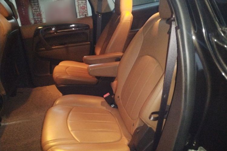 Used Buick Enclave 2014 3.6L Two-Wheel Drive Elite Comfort Version Left Rear Seat