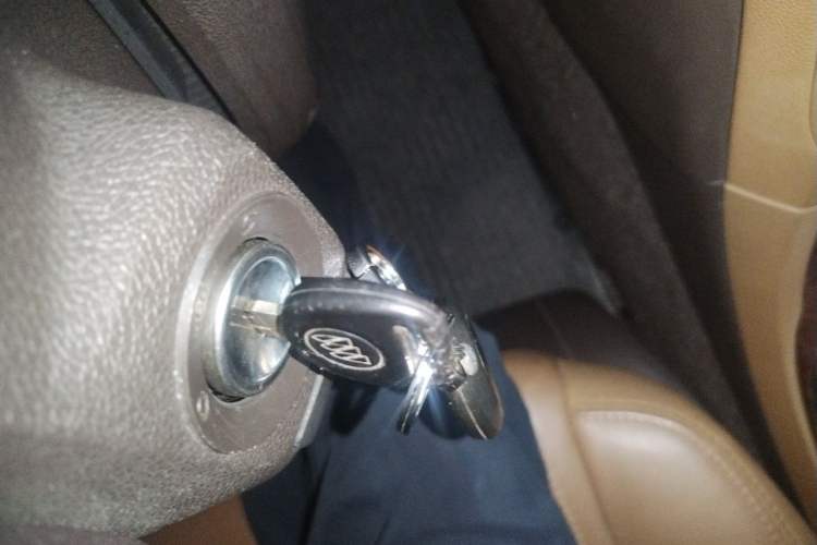 Used Buick Enclave 2014 3.6L Two-Wheel Drive Elite Comfort Version Vehicle Key