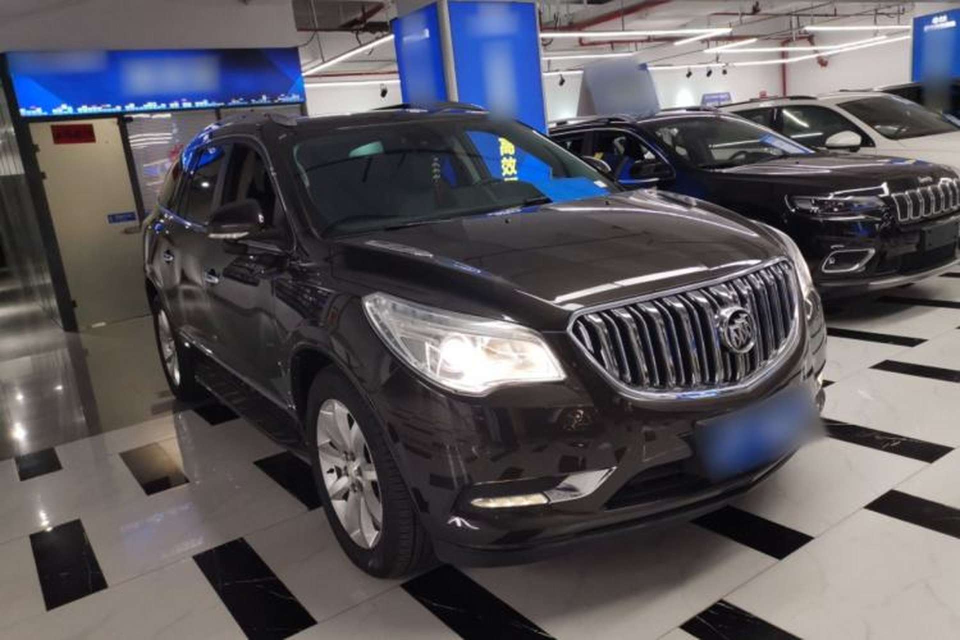 Used Buick Enclave 2014 3.6L Four-Wheel Drive Smart Luxury Flagship Edition Front Right 45 Deg