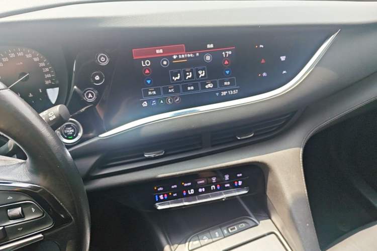 Used Buick Enclave 2020 28T Two-Wheel Drive Prestige Version Audio And AC Panel