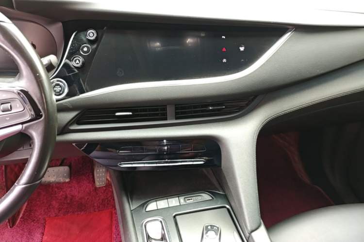 Used Buick Enclave 2020 28T Two-Wheel Drive Luxury Version Audio And AC Panel