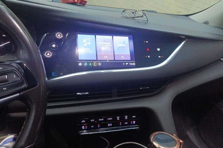Used Buick Enclave 2020 28T Two-Wheel Drive Prestige Version Audio And AC Panel