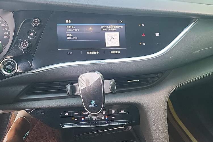 Used Buick Enclave 2020 28T Two-Wheel Drive Zhanqi Version Audio And AC Panel