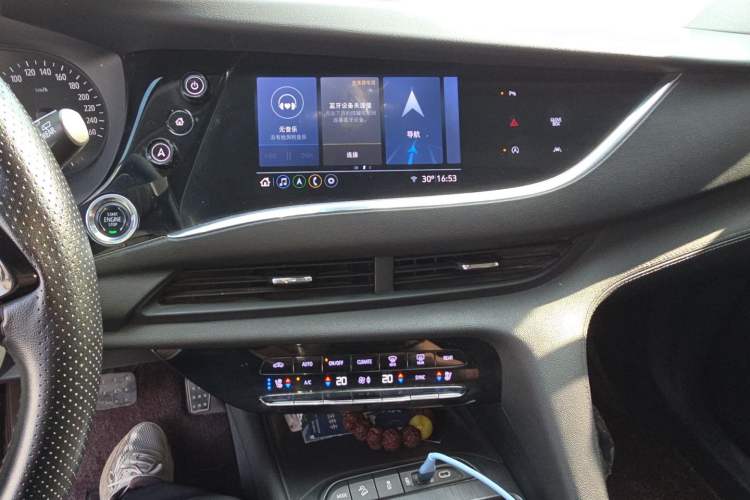 Used Buick Enclave 2020 28T Four-Wheel Drive Prestige Version Audio And AC Panel