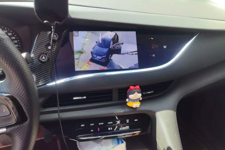 Used Buick Enclave 2020 28T Two-Wheel Drive Zhanqi Version Audio And AC Panel