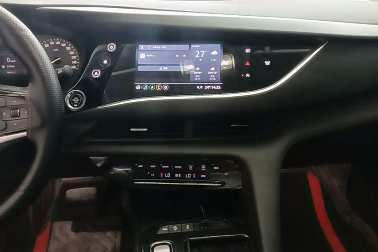 Used Buick Enclave 2020 28T Two-Wheel Drive Zhanqi Version Audio And AC Panel