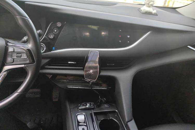 Used Buick Enclave 2020 28T Four-Wheel Drive Prestige Version Audio And AC Panel