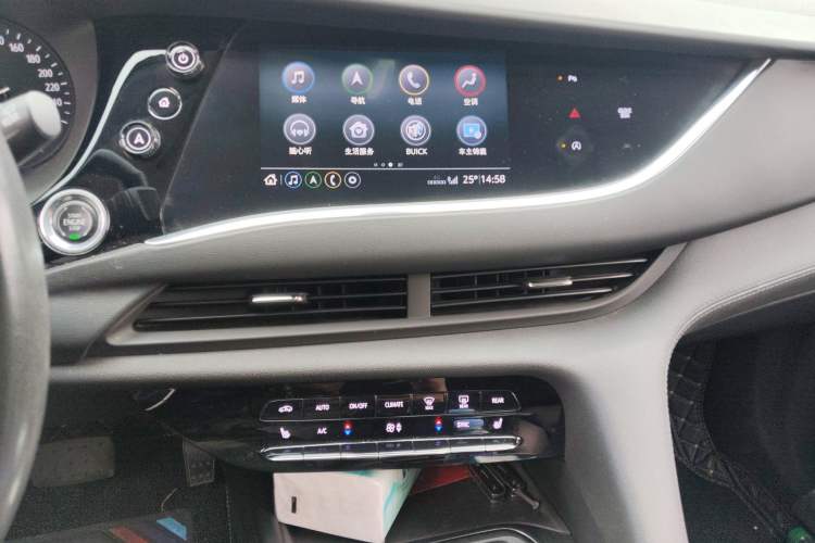 Used Buick Enclave 2020 28T Two-Wheel Drive Luxury Version Audio And AC Panel