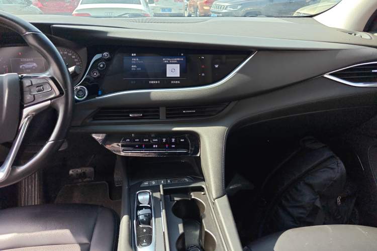 Used Buick Enclave 2020 28T Two-Wheel Drive Zhanqi Version Audio And AC Panel
