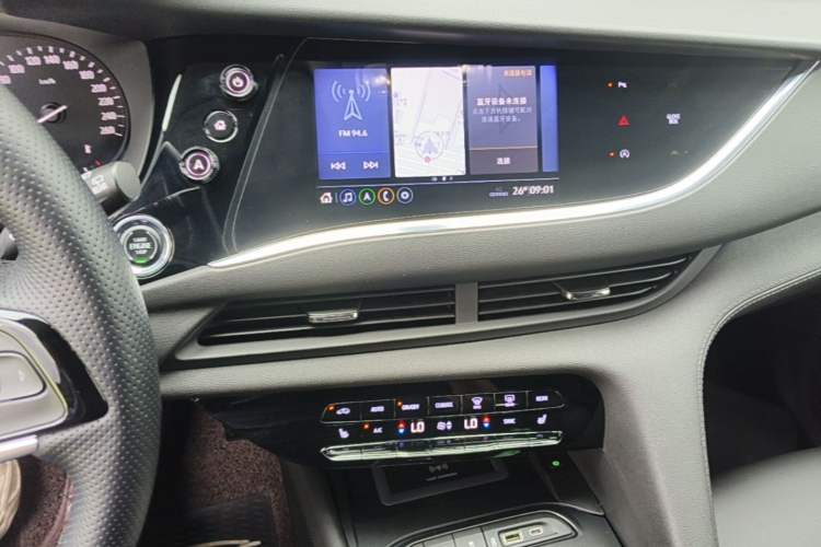 Used Buick Enclave 2020 28T Two-Wheel Drive Luxury Version Audio And AC Panel
