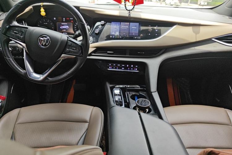 Used Buick Enclave 2020 28T Four-Wheel Drive Flagship Version Center Console