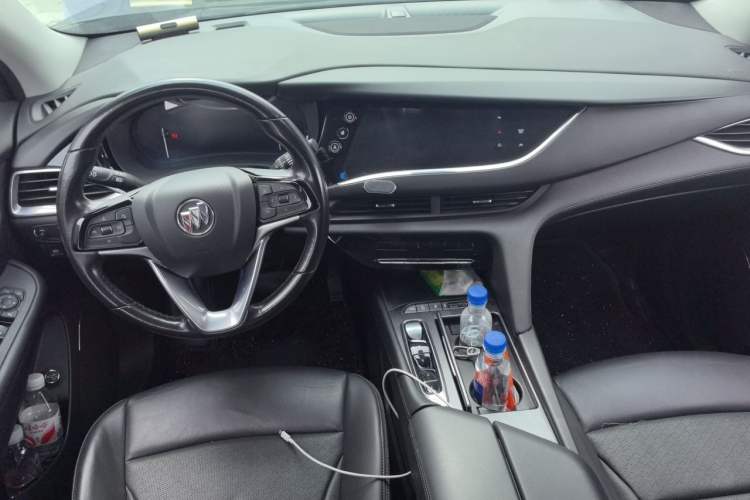 Used Buick Enclave 2020 28T Four-Wheel Drive Prestige Version Center Console