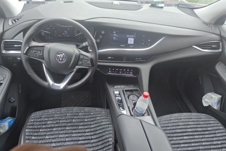 Used Buick Enclave 2020 28T Four-Wheel Drive Prestige Version Center Console