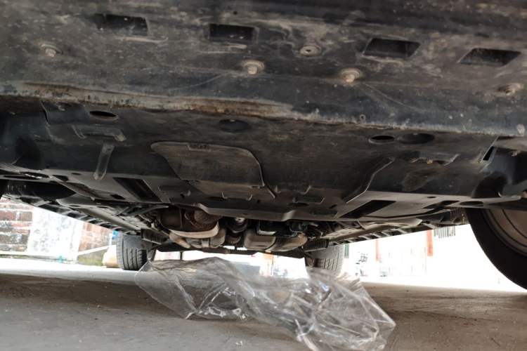 Used Buick Enclave 2020 28T Four-Wheel Drive Luxury Flagship Edition Chassis Front
