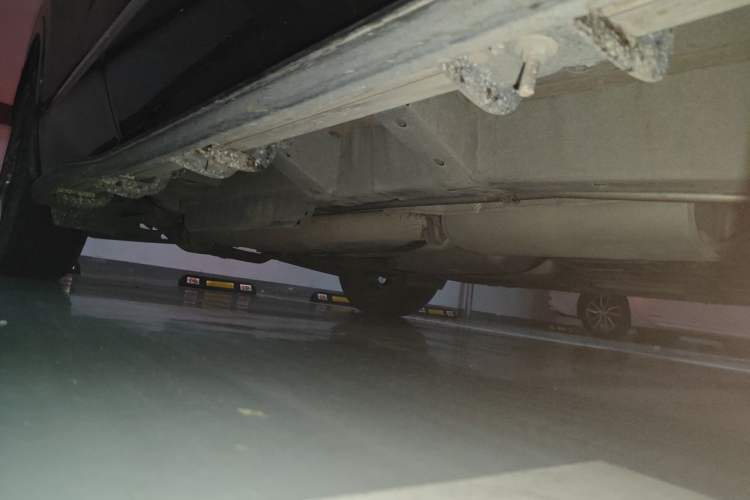 Used Buick Enclave 2020 28T Four-Wheel Drive Prestige Version Chassis Front Right