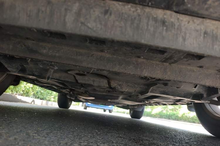 Used Buick Enclave 2020 28T Two-Wheel Drive Zhanqi Version Chassis Front