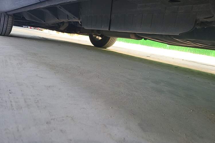 Used Buick Enclave 2020 28T Two-Wheel Drive Zhanqi Version Chassis Rear Left