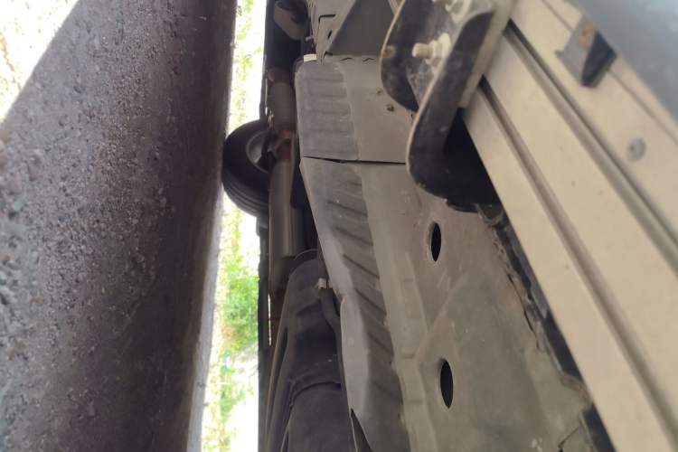 Used Buick Enclave 2020 28T Two-Wheel Drive Zhanqi Version Chassis Rear Left