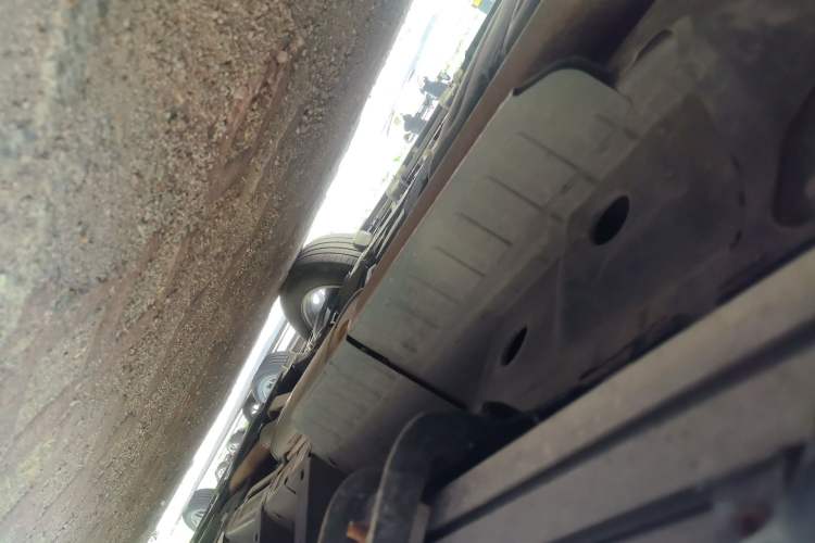 Used Buick Enclave 2020 28T Two-Wheel Drive Zhanqi Version Chassis Rear Right
